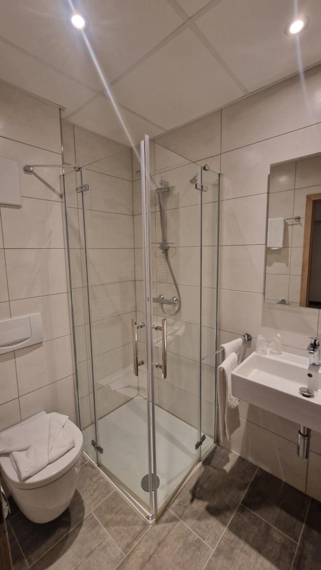 Schwarzer Adler - Garni Hotel 3*